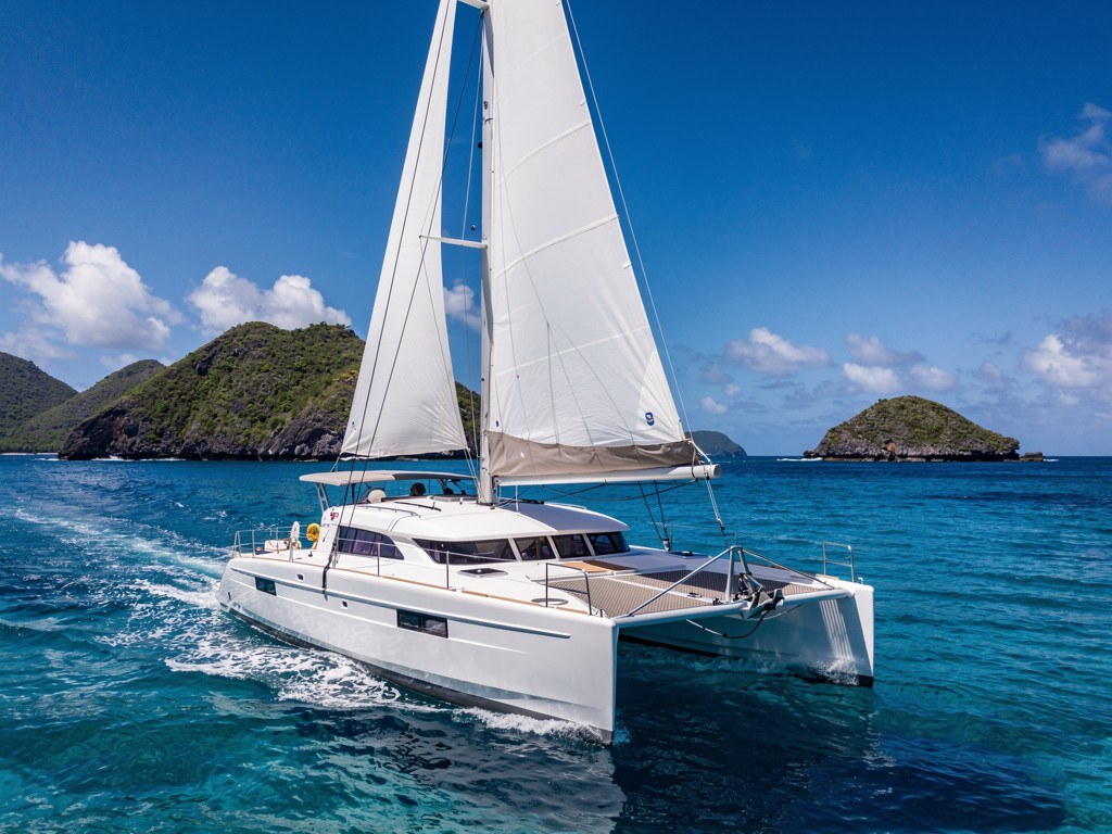 Catamaran Leopard 39